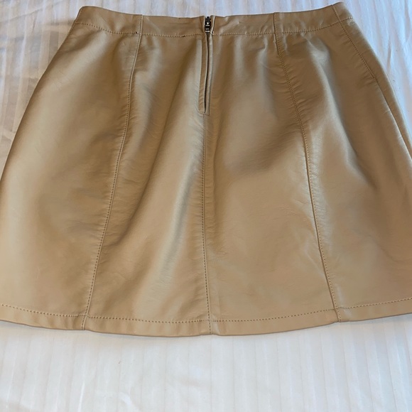 Forever 21 Tan Faux Leather Mini Skirt - Picture 7 of 8
